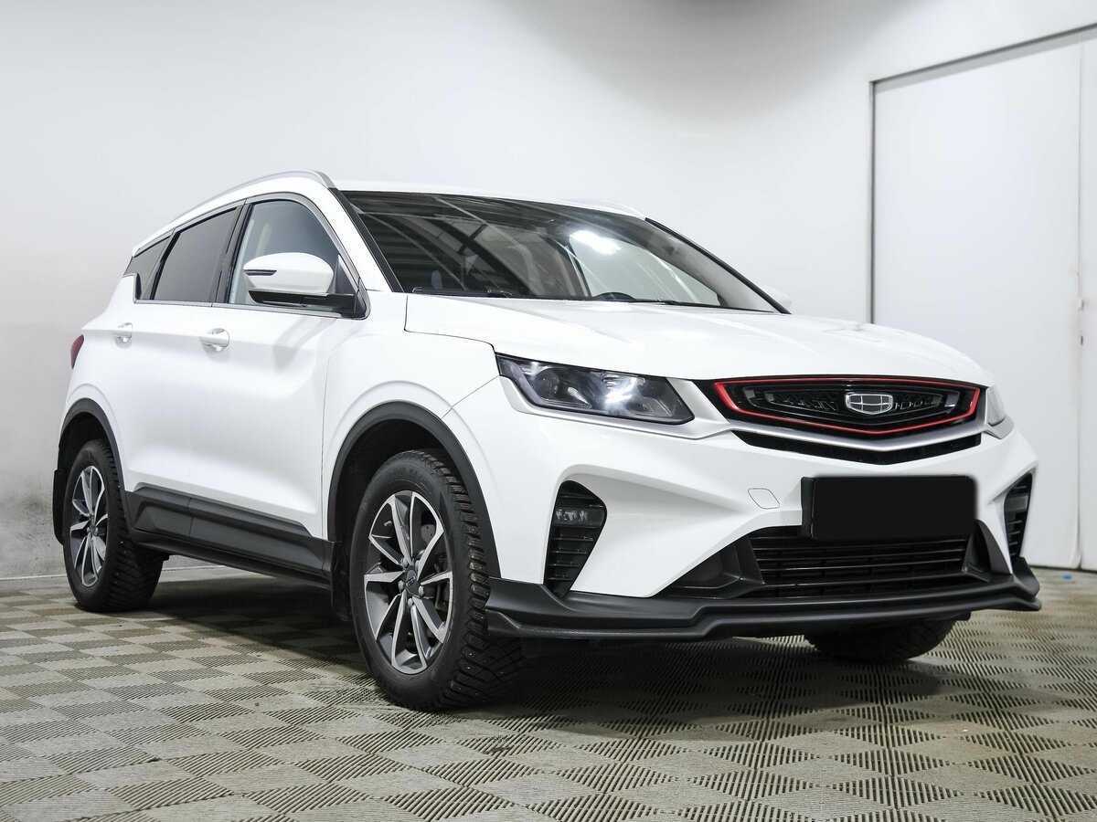 Geely Coolray 2023 года с пробегом. Фото: #2