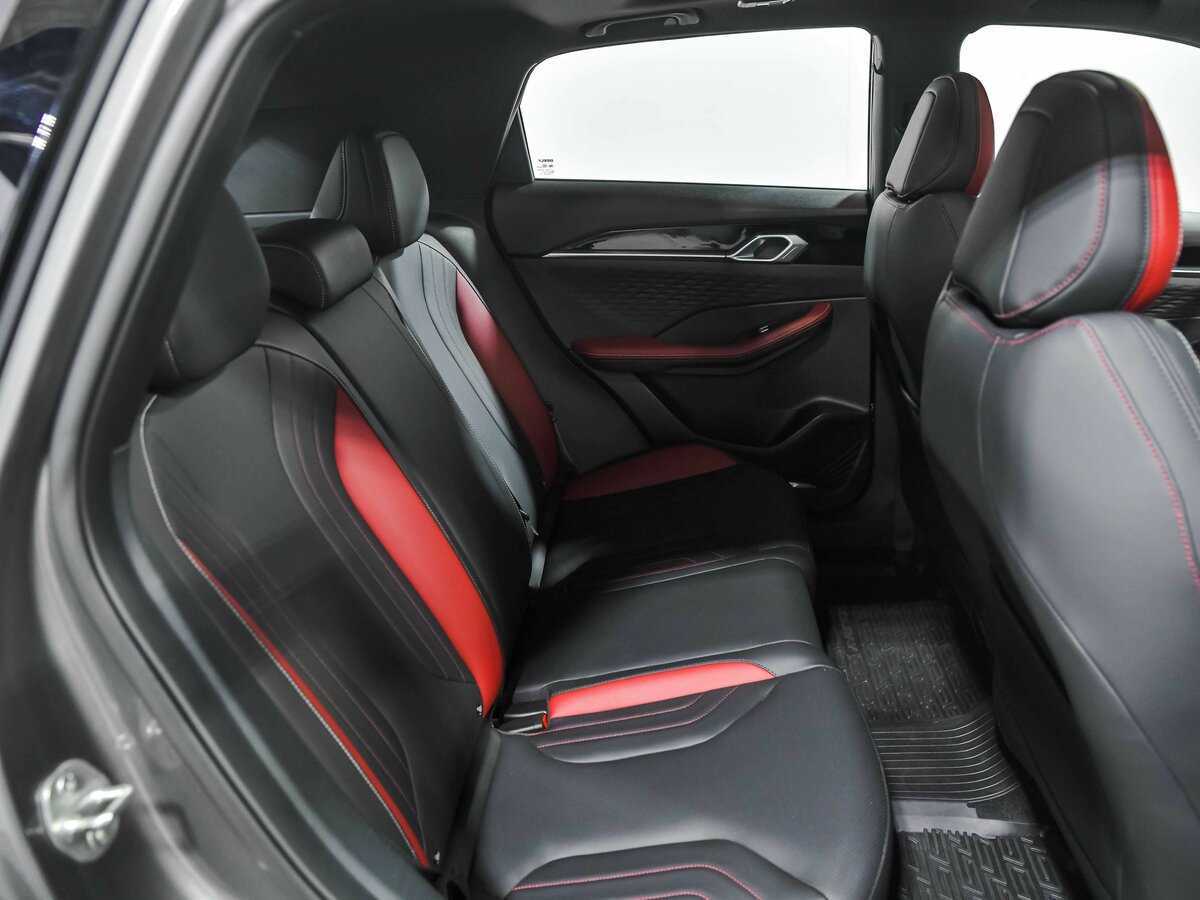 Geely Coolray 2023 года с пробегом. Фото: #14