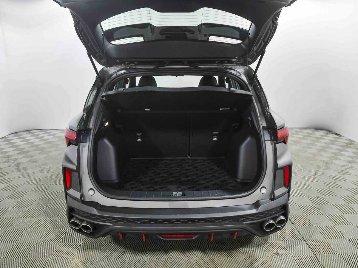 Geely Coolray 2023 года с пробегом. Фото: #16