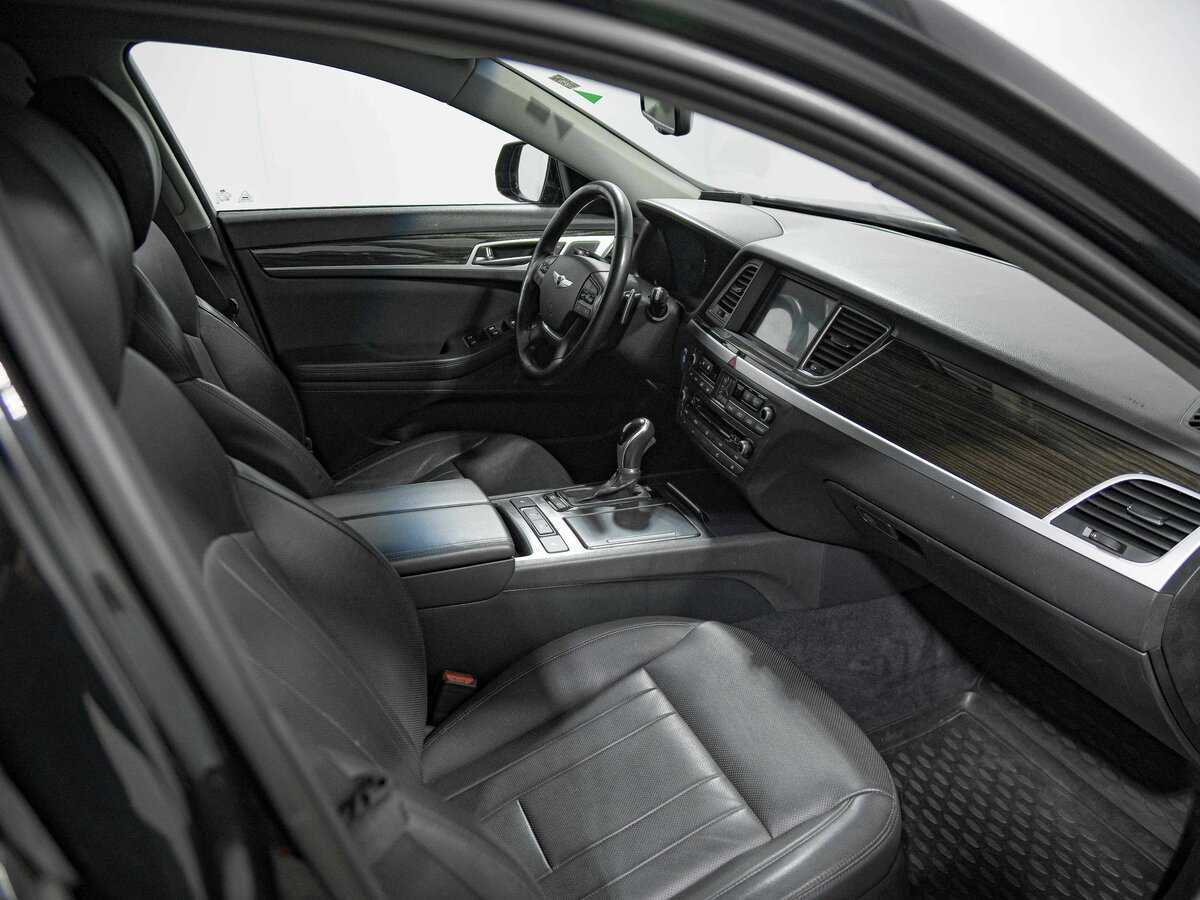Hyundai Genesis 2014 года с пробегом. Фото: #21