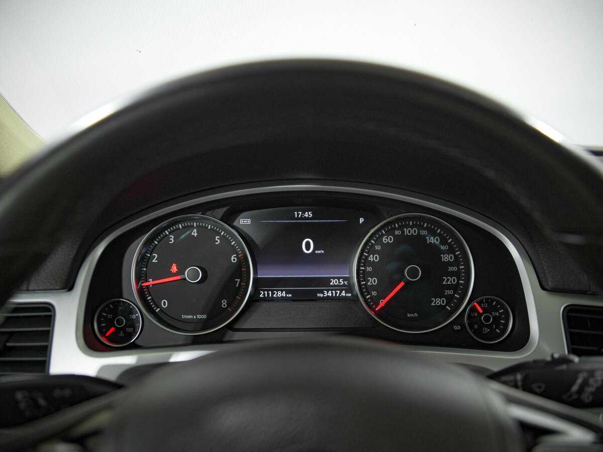 Volkswagen Touareg 2013 года с пробегом. Фото: #6