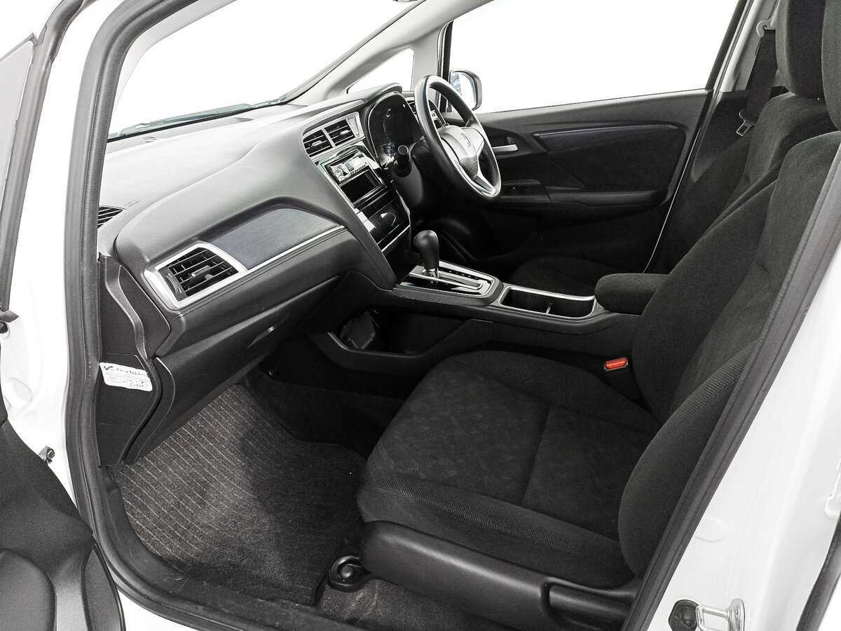 Honda Shuttle 2018 года с пробегом. Фото: #10