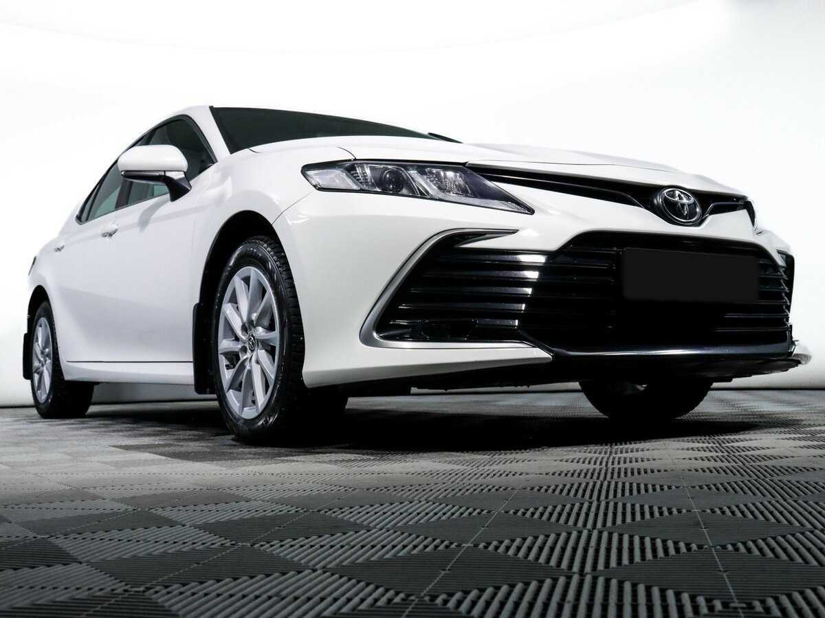 Toyota Camry 2021 года с пробегом. Фото: #18