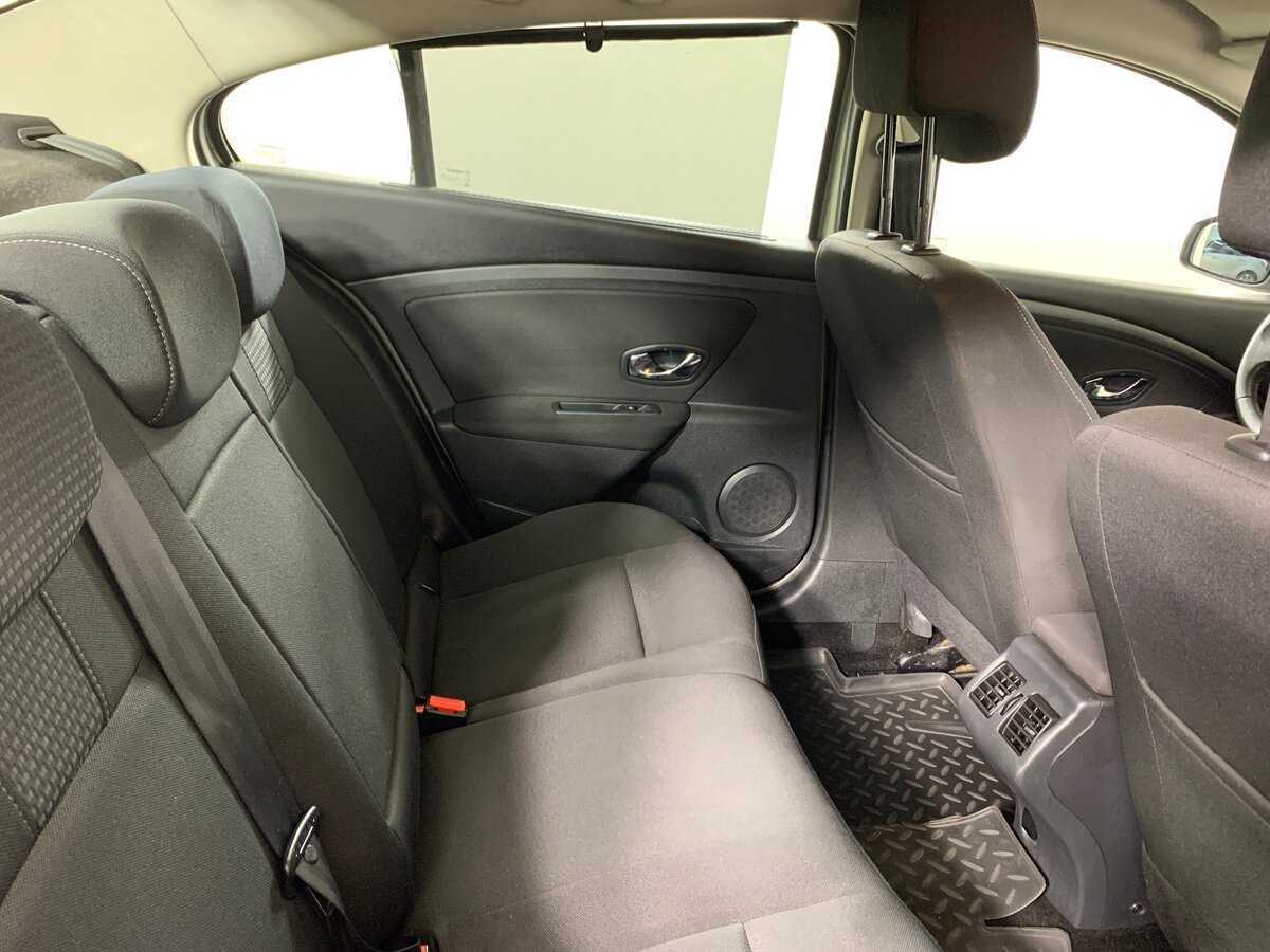 Renault Fluence 2013 года с пробегом. Фото: #17