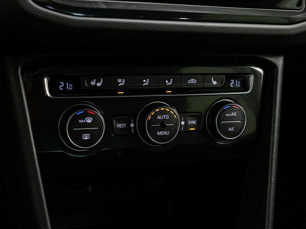 Volkswagen Tiguan 2017 года с пробегом. Фото: #12