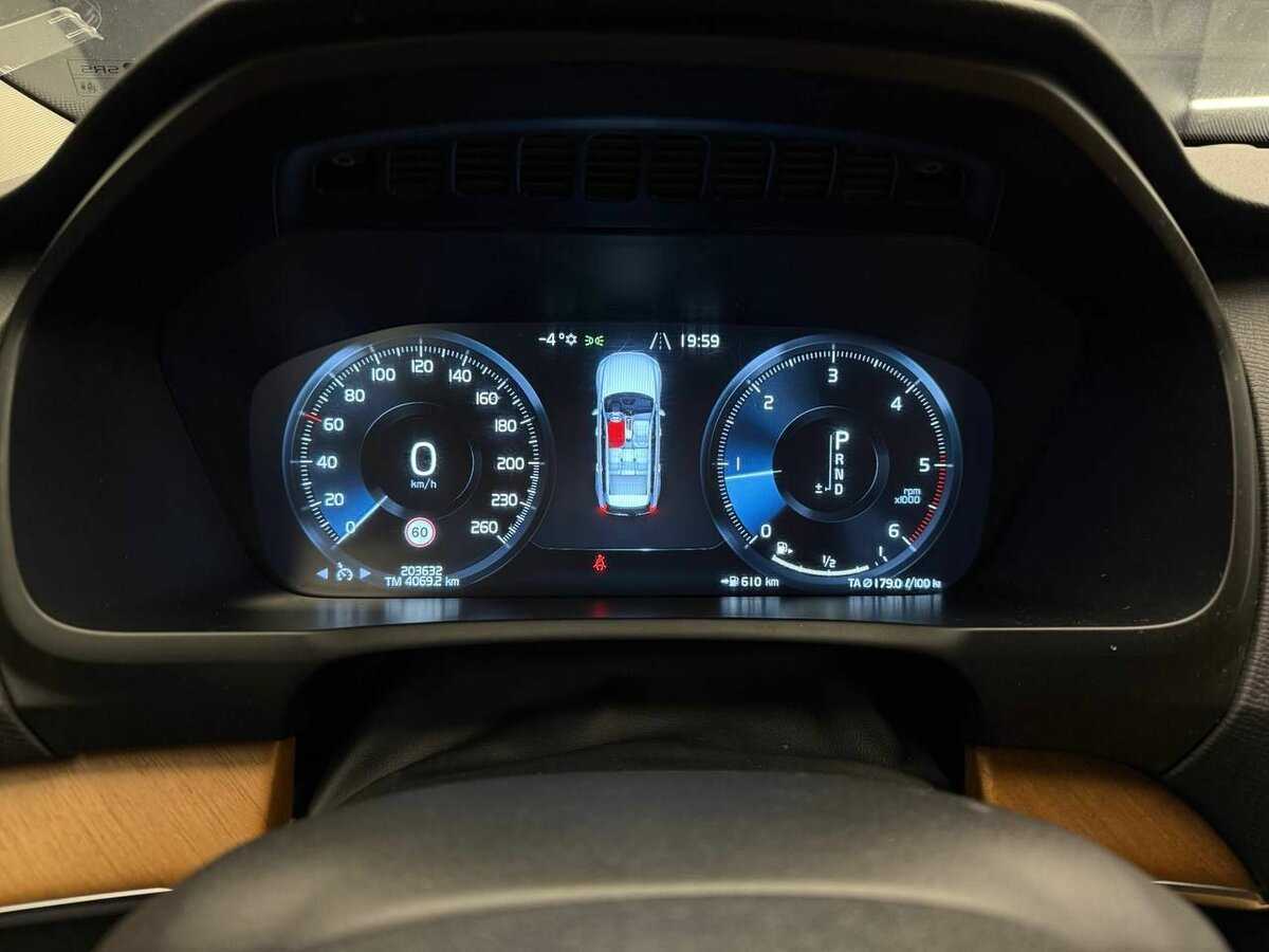 Volvo XC90 2015 года с пробегом. Фото: #5