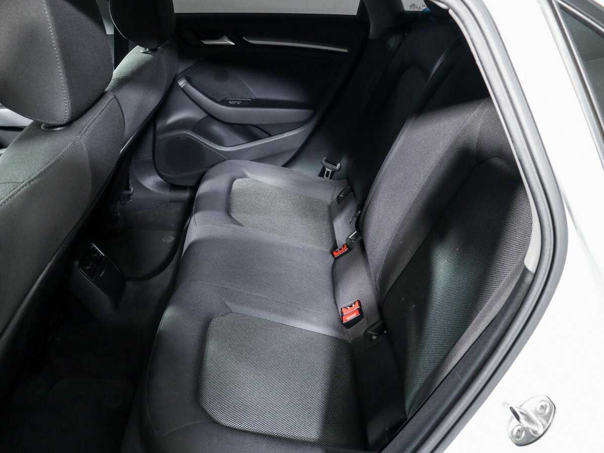 Audi A3 2018 года с пробегом. Фото: #9