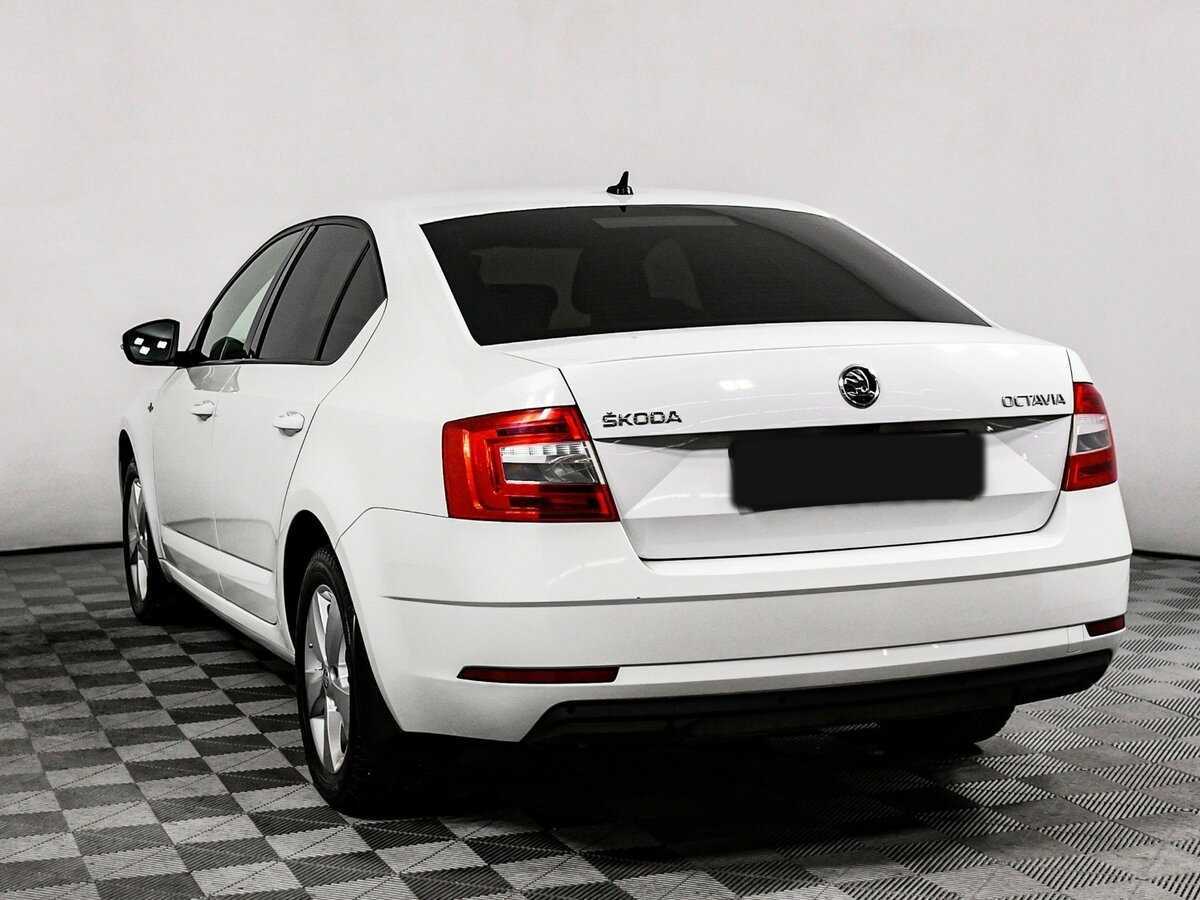 Skoda Octavia 2019 года с пробегом. Фото: #5