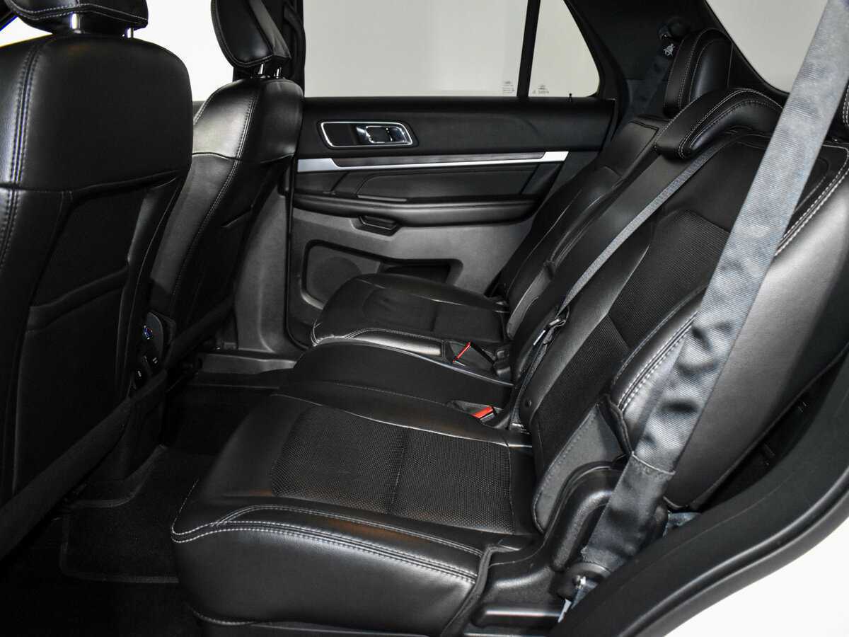 Ford Explorer 2018 года с пробегом. Фото: #14