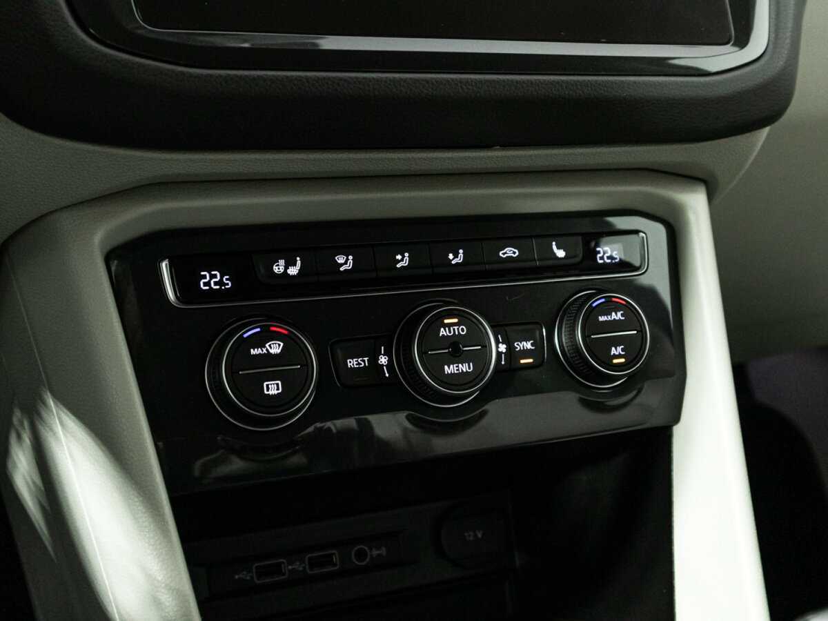 Volkswagen Tiguan 2018 года с пробегом. Фото: #22