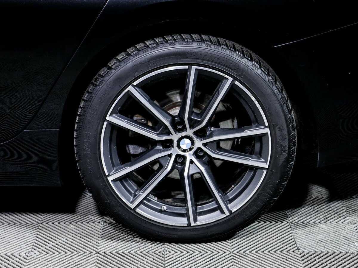BMW 3 серии 2019 года с пробегом. Фото: #11
