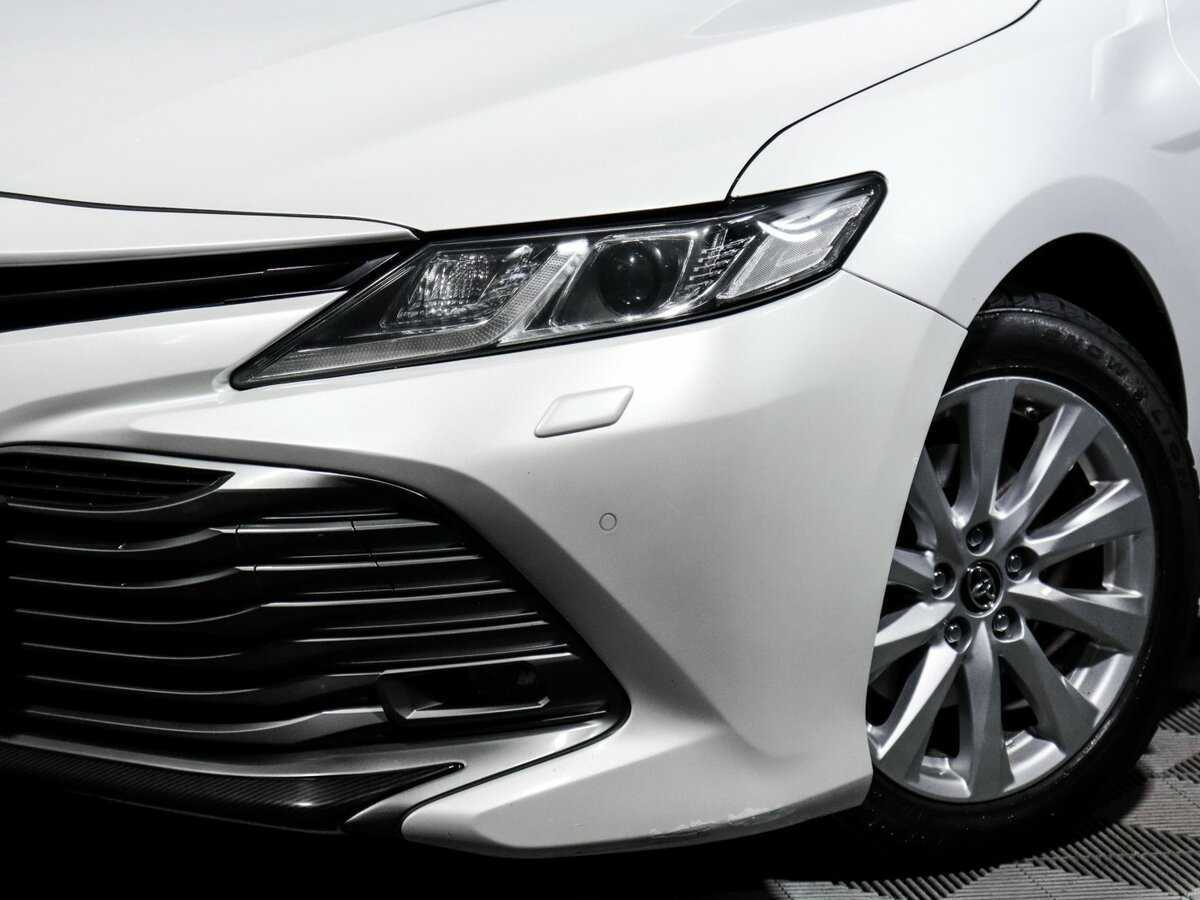 Toyota Camry 2019 года с пробегом. Фото: #15