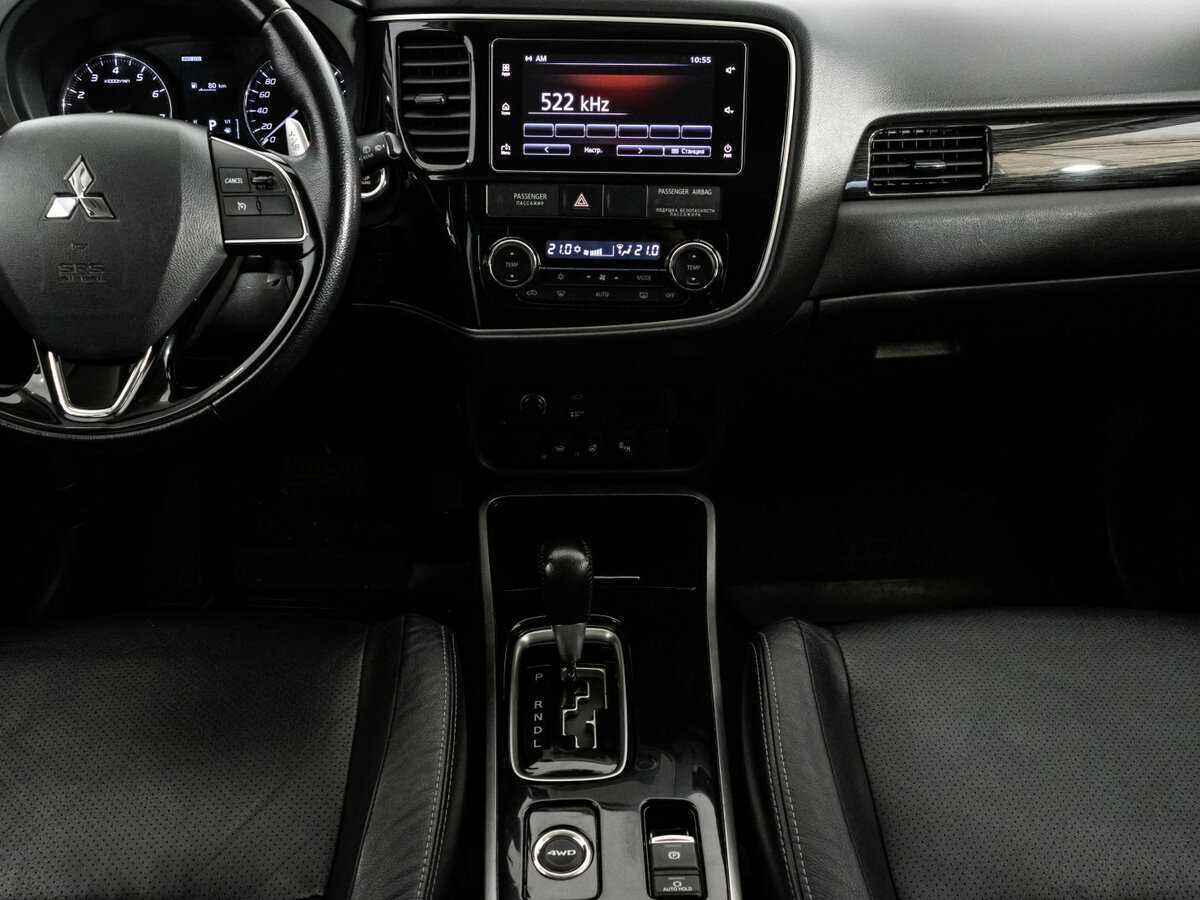 Mitsubishi Outlander 2018 года с пробегом. Фото: #10