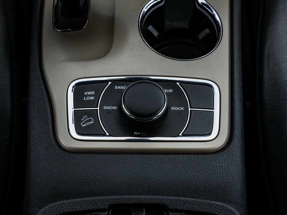 Jeep Grand Cherokee 2013 года с пробегом. Фото: #12