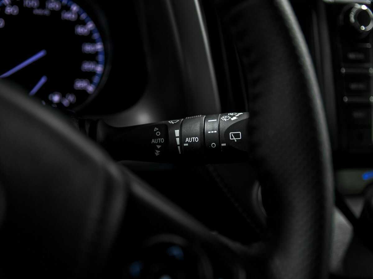 Toyota RAV4 2017 года с пробегом. Фото: #9