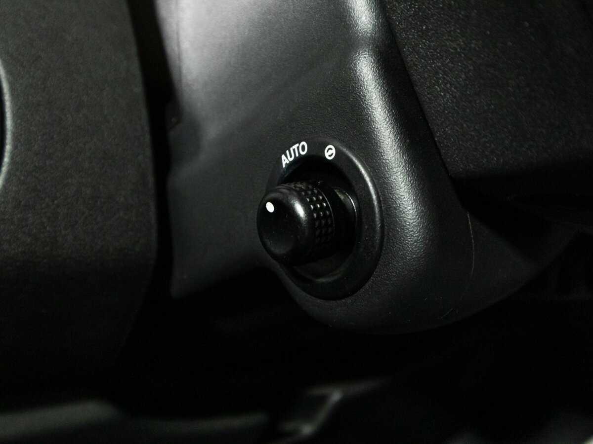 Land Rover Discovery 2012 года с пробегом. Фото: #20