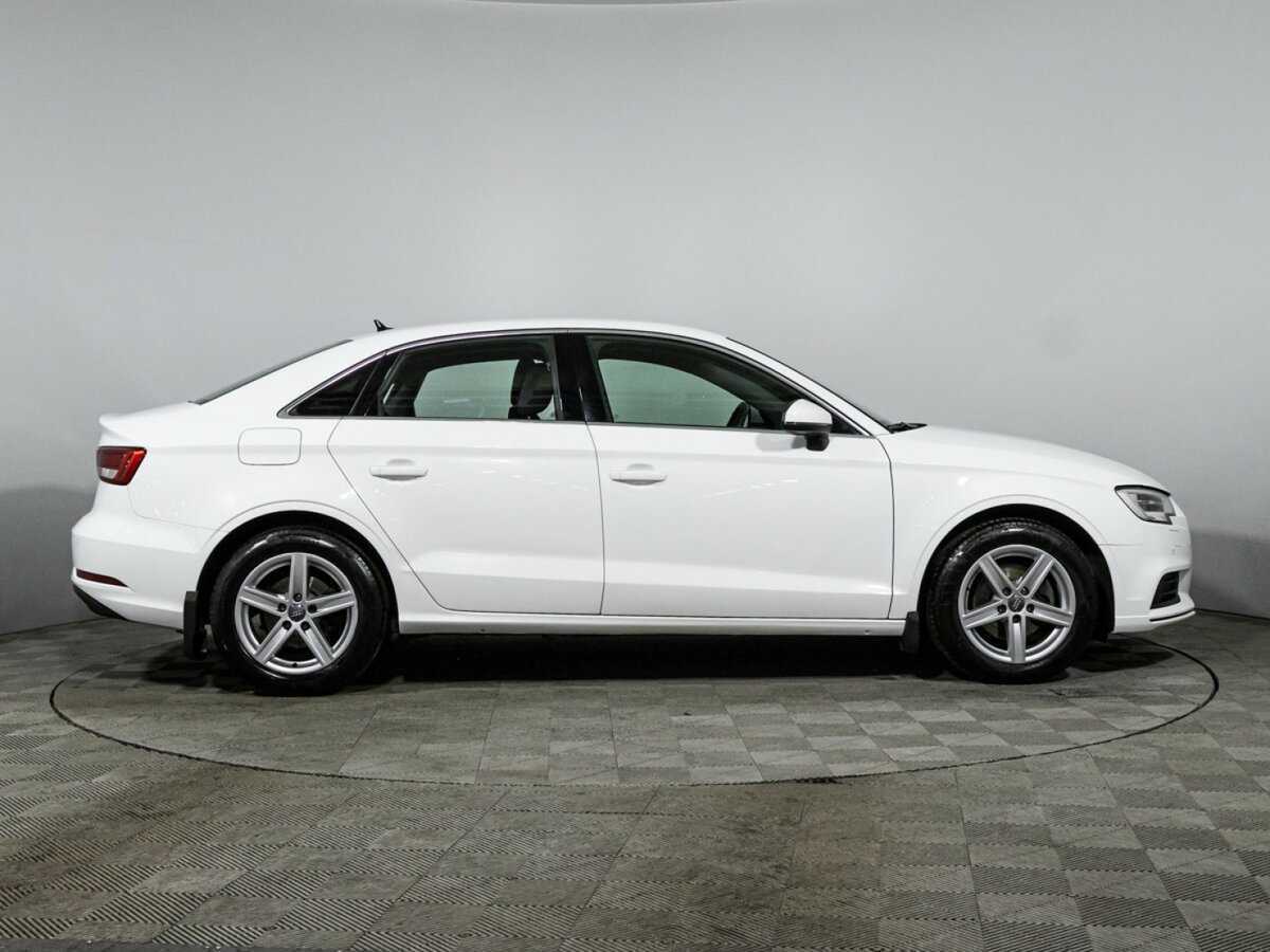 Audi A3 2019 года с пробегом. Фото: #3