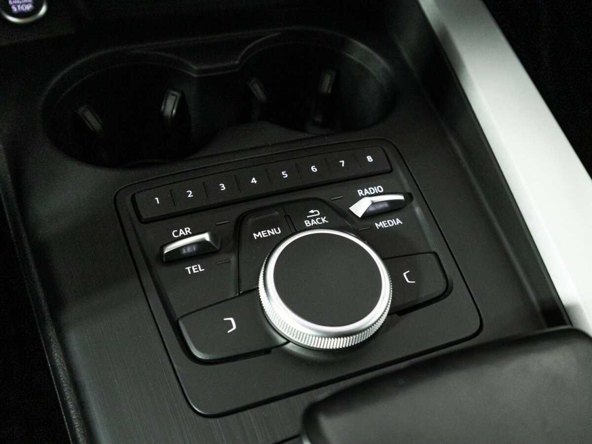 Audi A4 2018 года с пробегом. Фото: #16