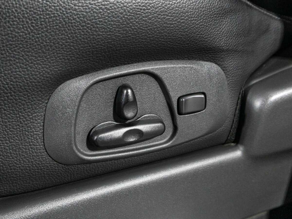 Mitsubishi Pajero 2015 года с пробегом. Фото: #12