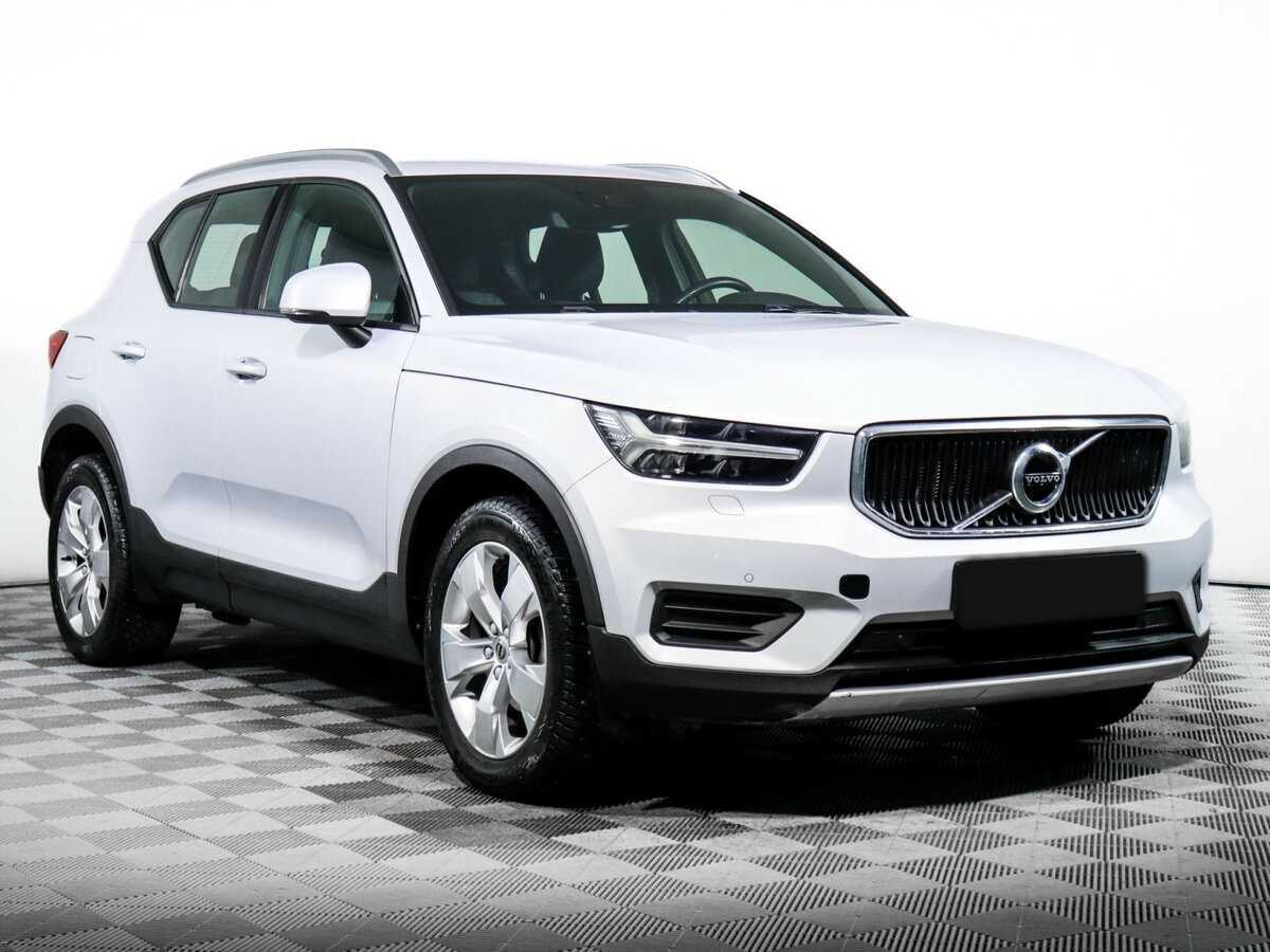 Volvo XC40 2020 года с пробегом. Фото: #2