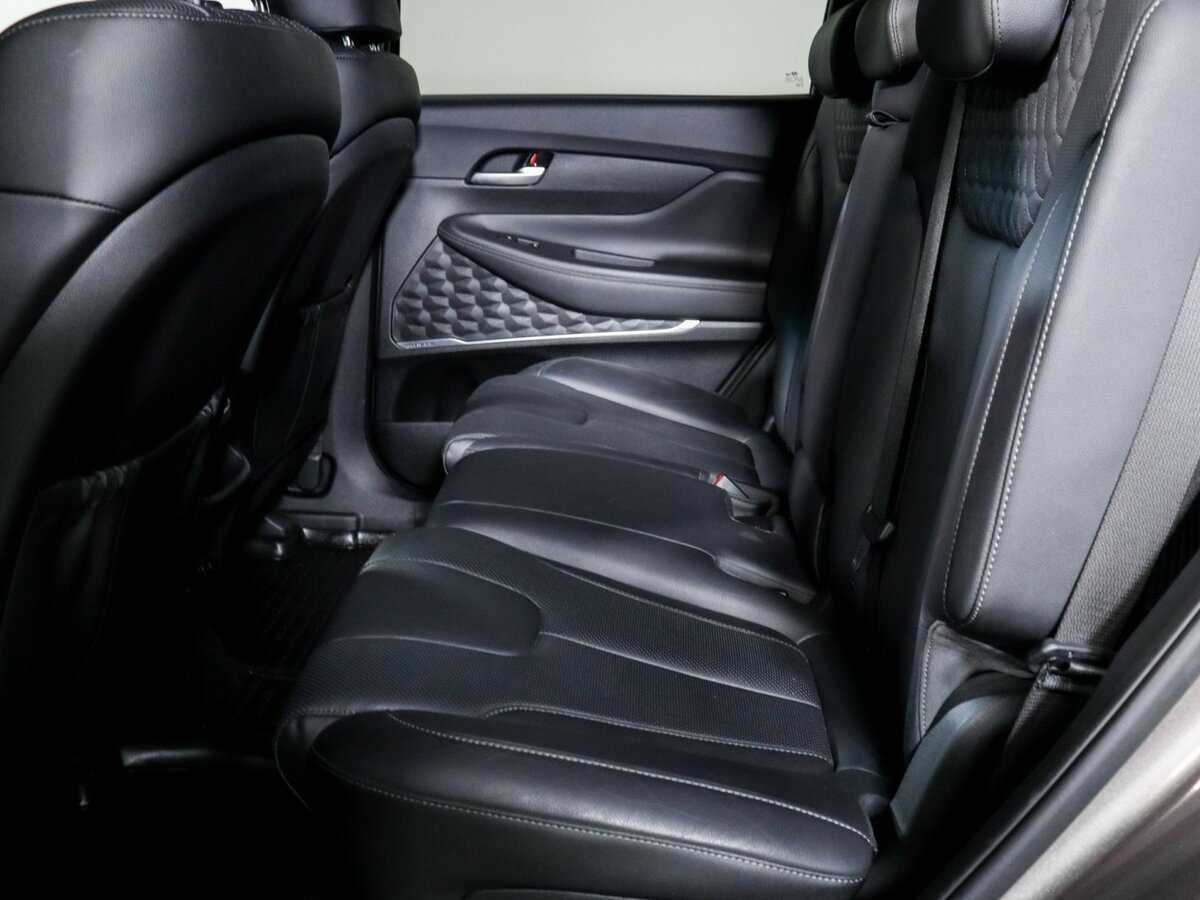 Hyundai Santa Fe 2020 года с пробегом. Фото: #9