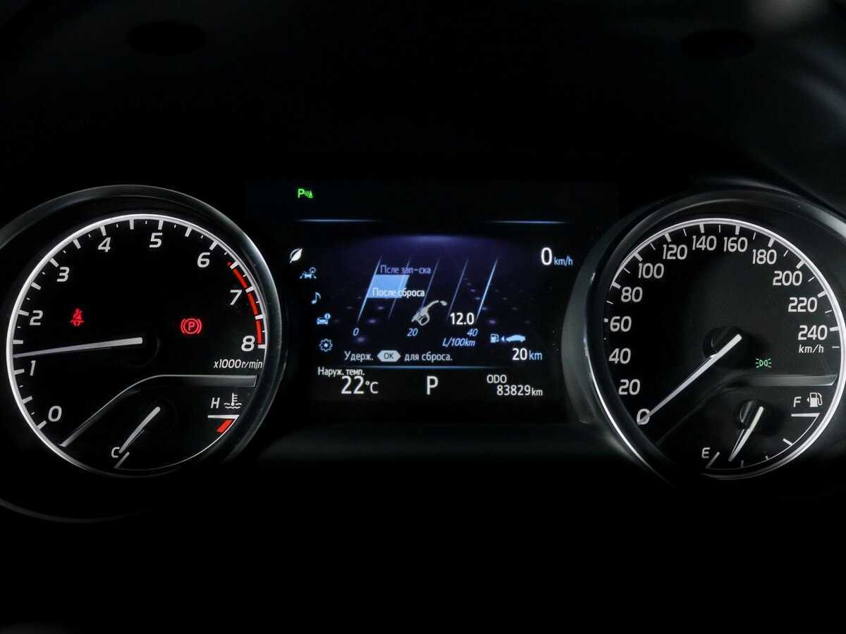 Toyota Camry 2018 года с пробегом. Фото: #7