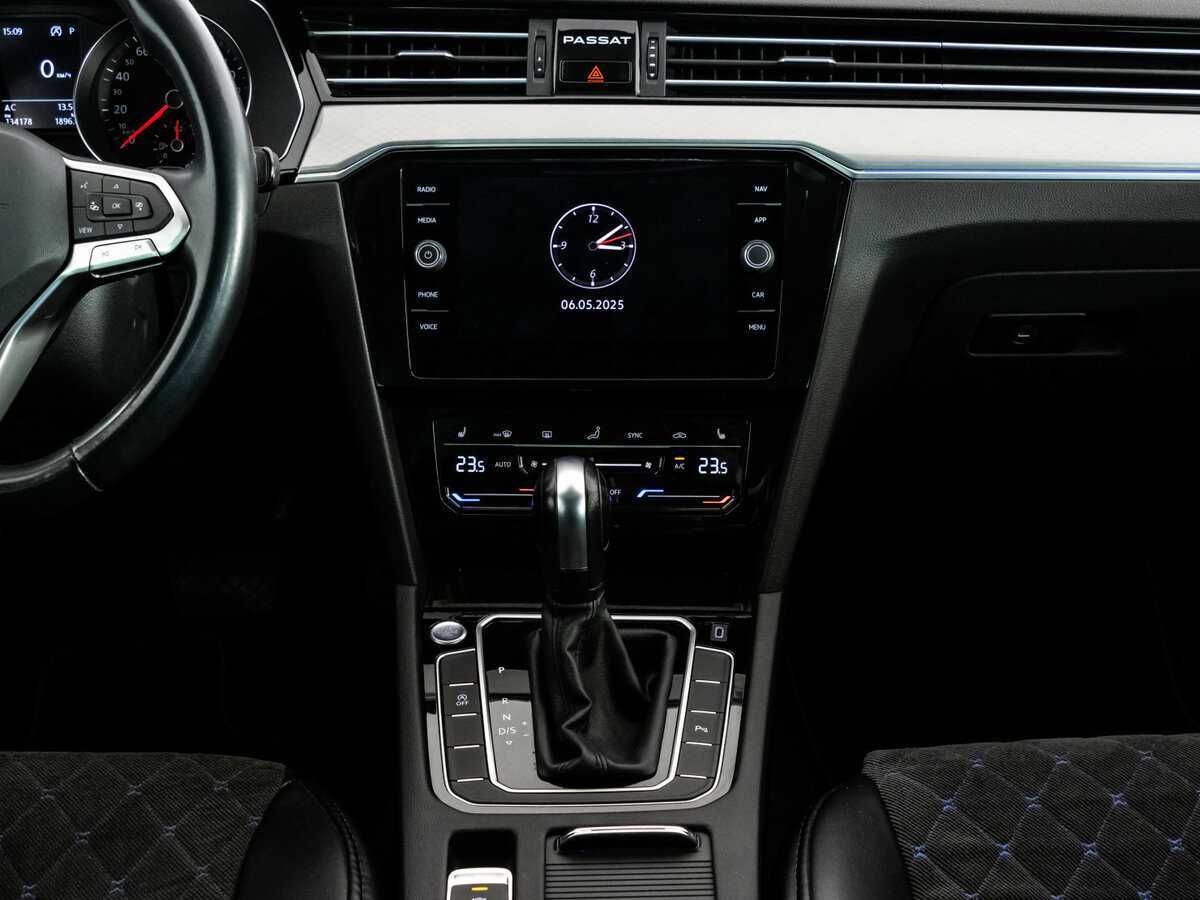 Volkswagen Passat 2020 года с пробегом. Фото: #13