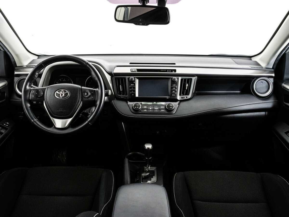 Toyota RAV4 2017 года с пробегом. Фото: #7
