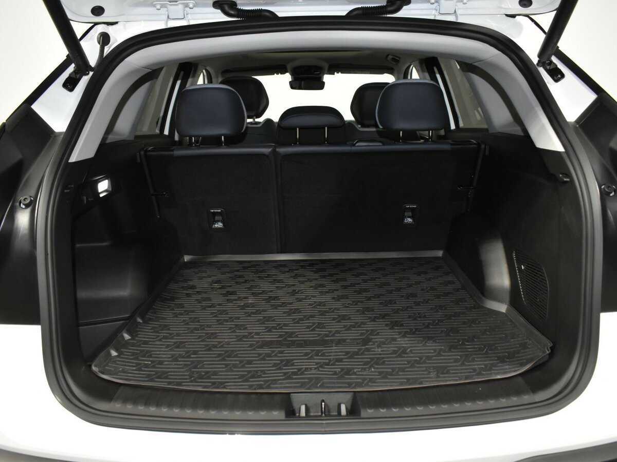 Geely Atlas 2024 года с пробегом. Фото: #24