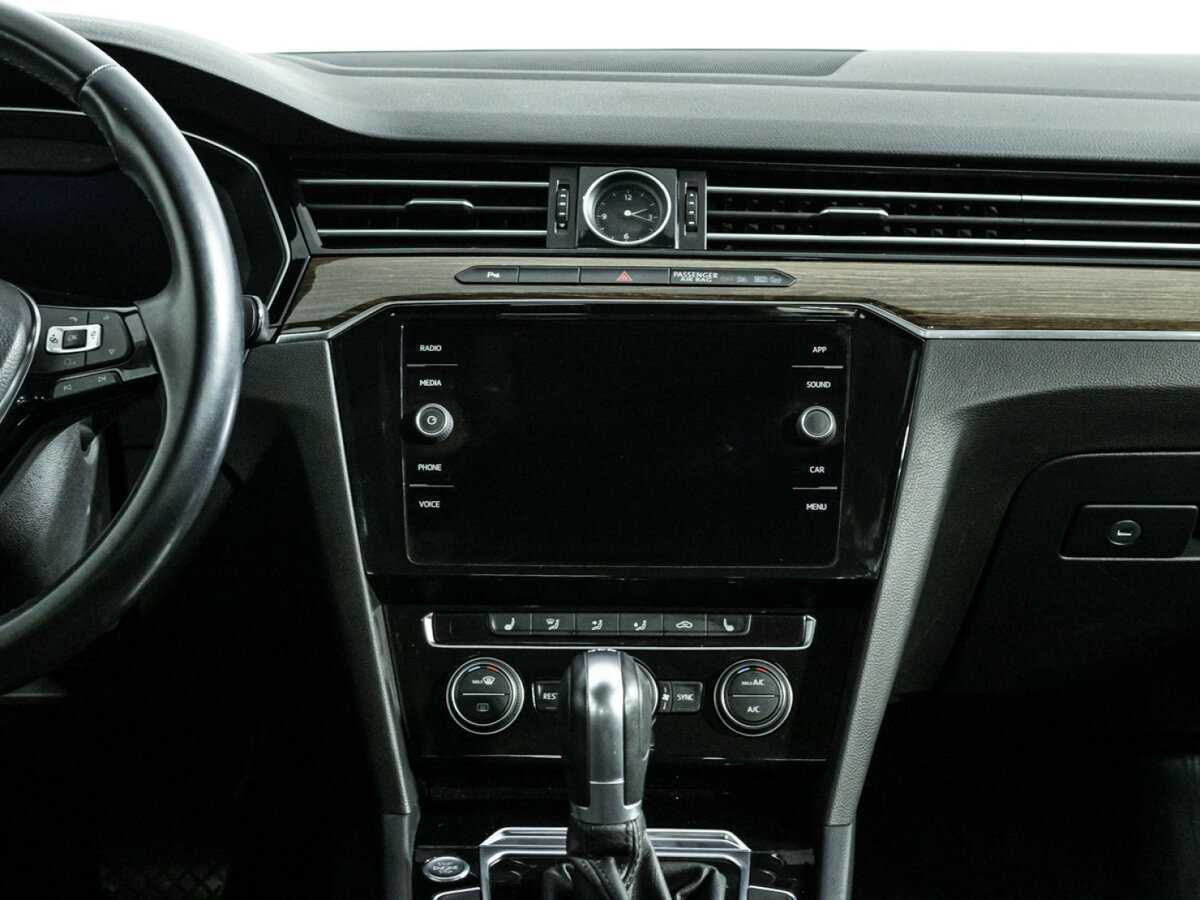 Volkswagen Passat 2017 года с пробегом. Фото: #13