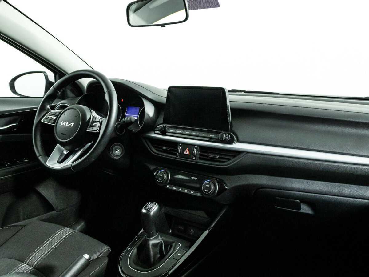 Kia Cerato 2022 года с пробегом. Фото: #8