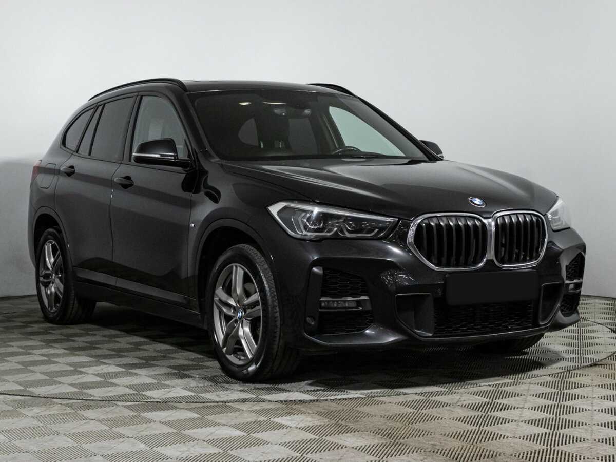 BMW X1 2021 года с пробегом. Фото: #2
