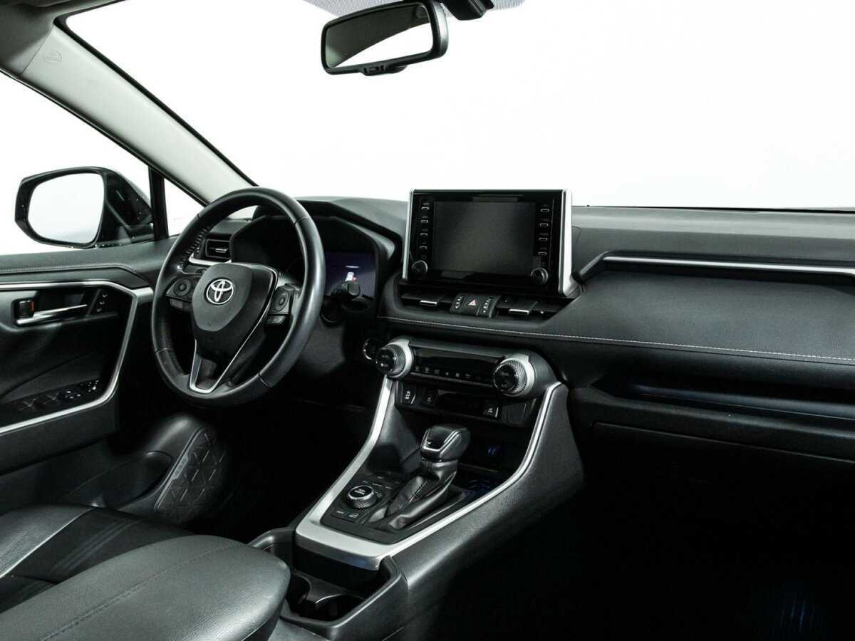 Toyota RAV4 2020 года с пробегом. Фото: #8