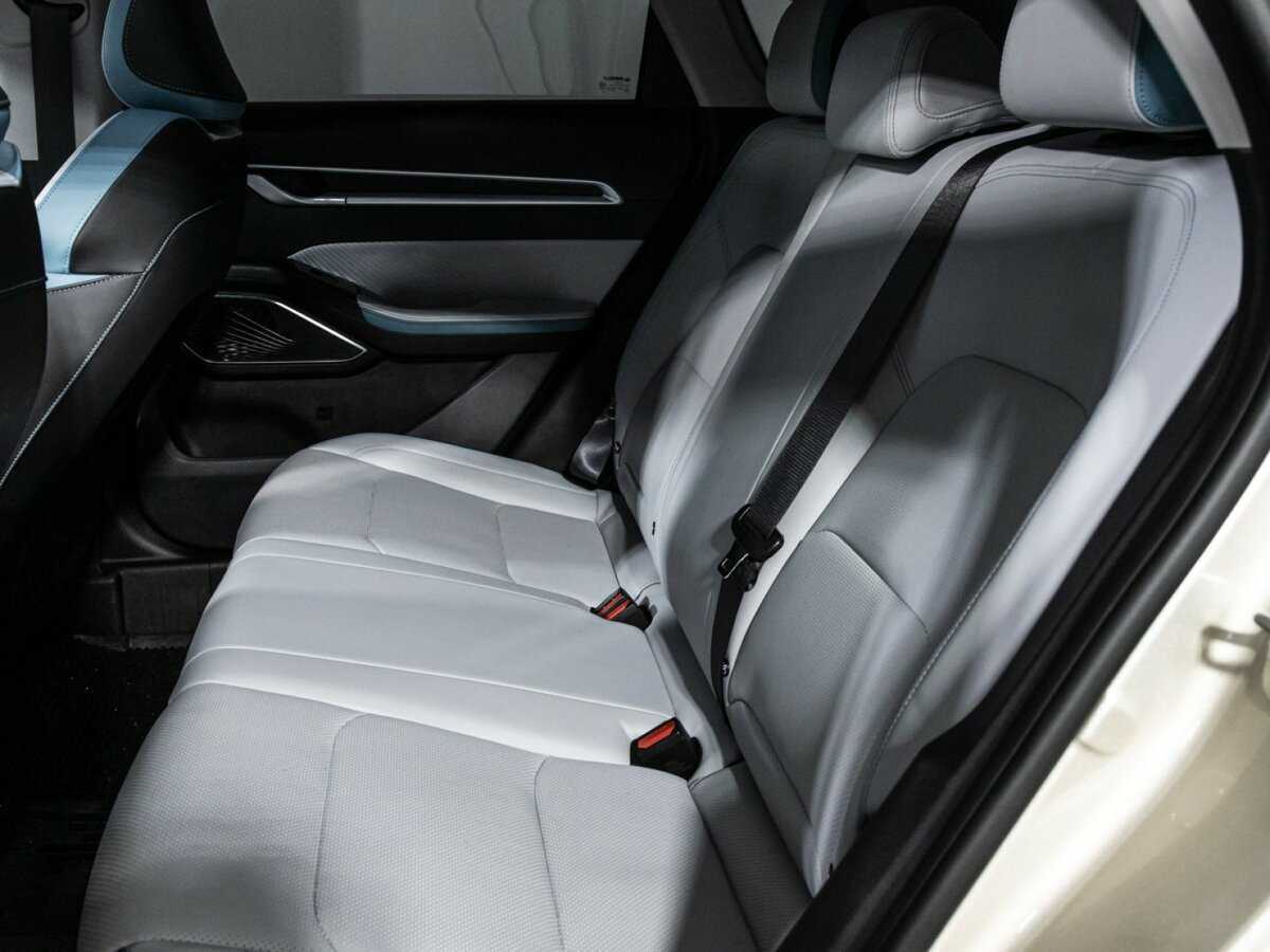 Geely Emgrand 2023 года с пробегом. Фото: #9