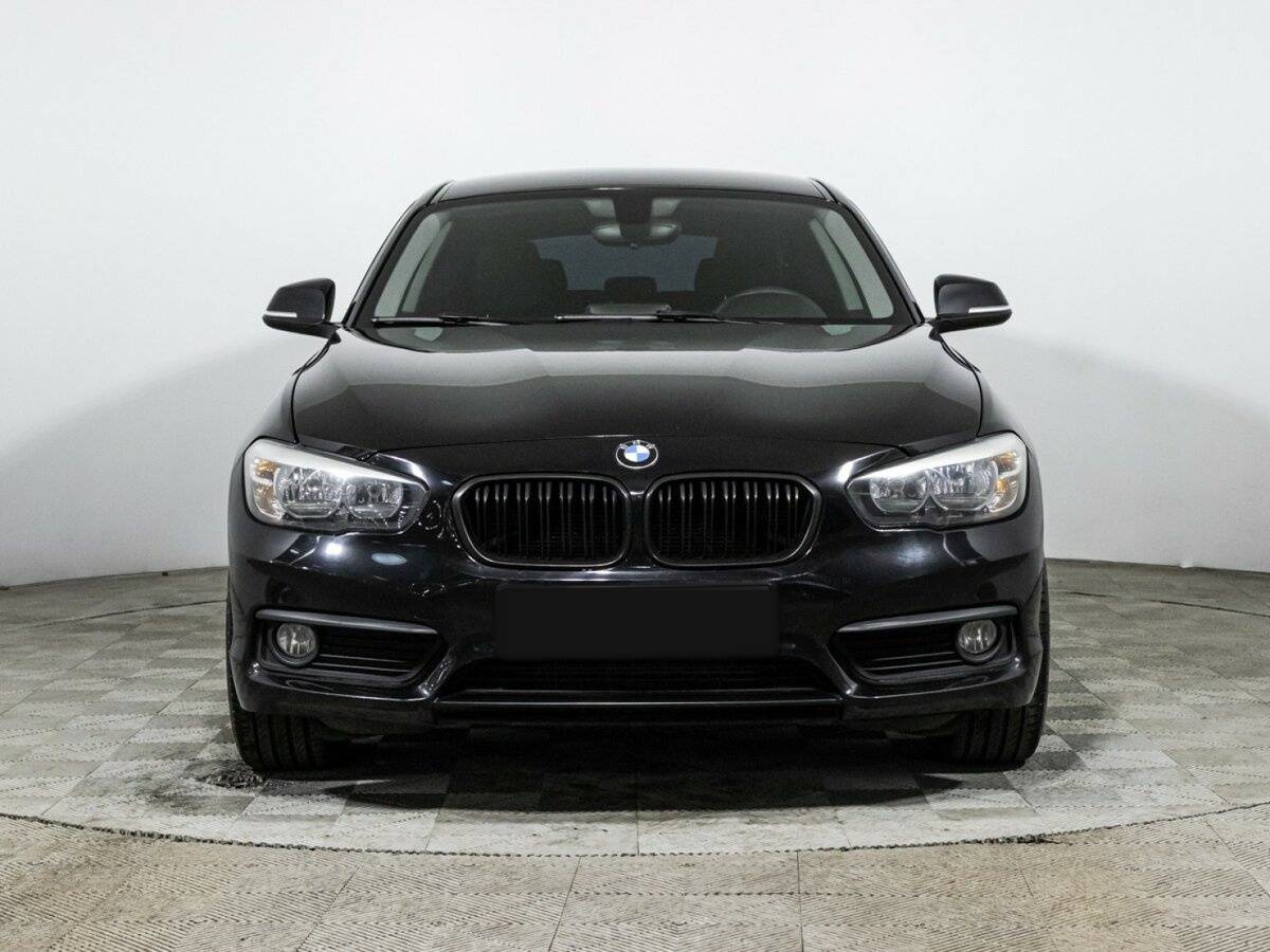 BMW 1 серии 2017 года с пробегом. Фото: #1