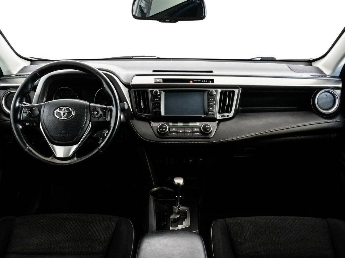 Toyota RAV4 2017 года с пробегом. Фото: #7