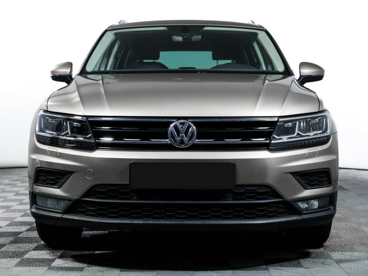 Volkswagen Tiguan 2017 года с пробегом. Фото: #1