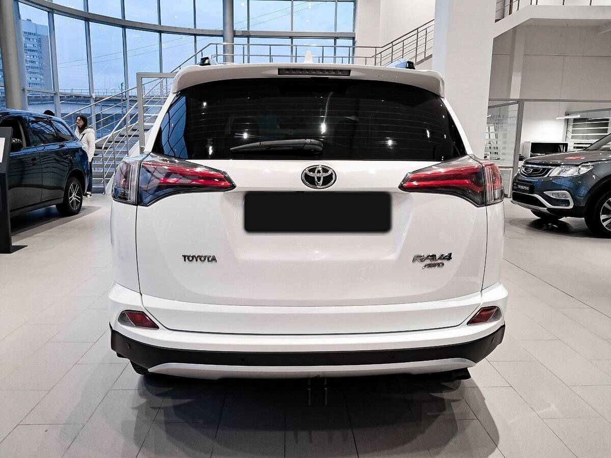 Toyota RAV4 2016 года с пробегом. Фото: #5