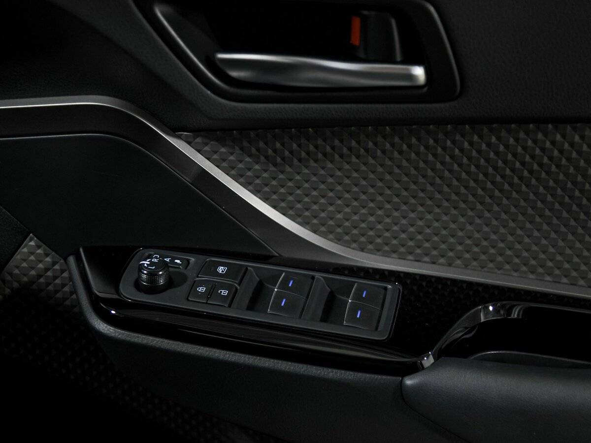 Toyota C-HR 2020 года с пробегом. Фото: #15