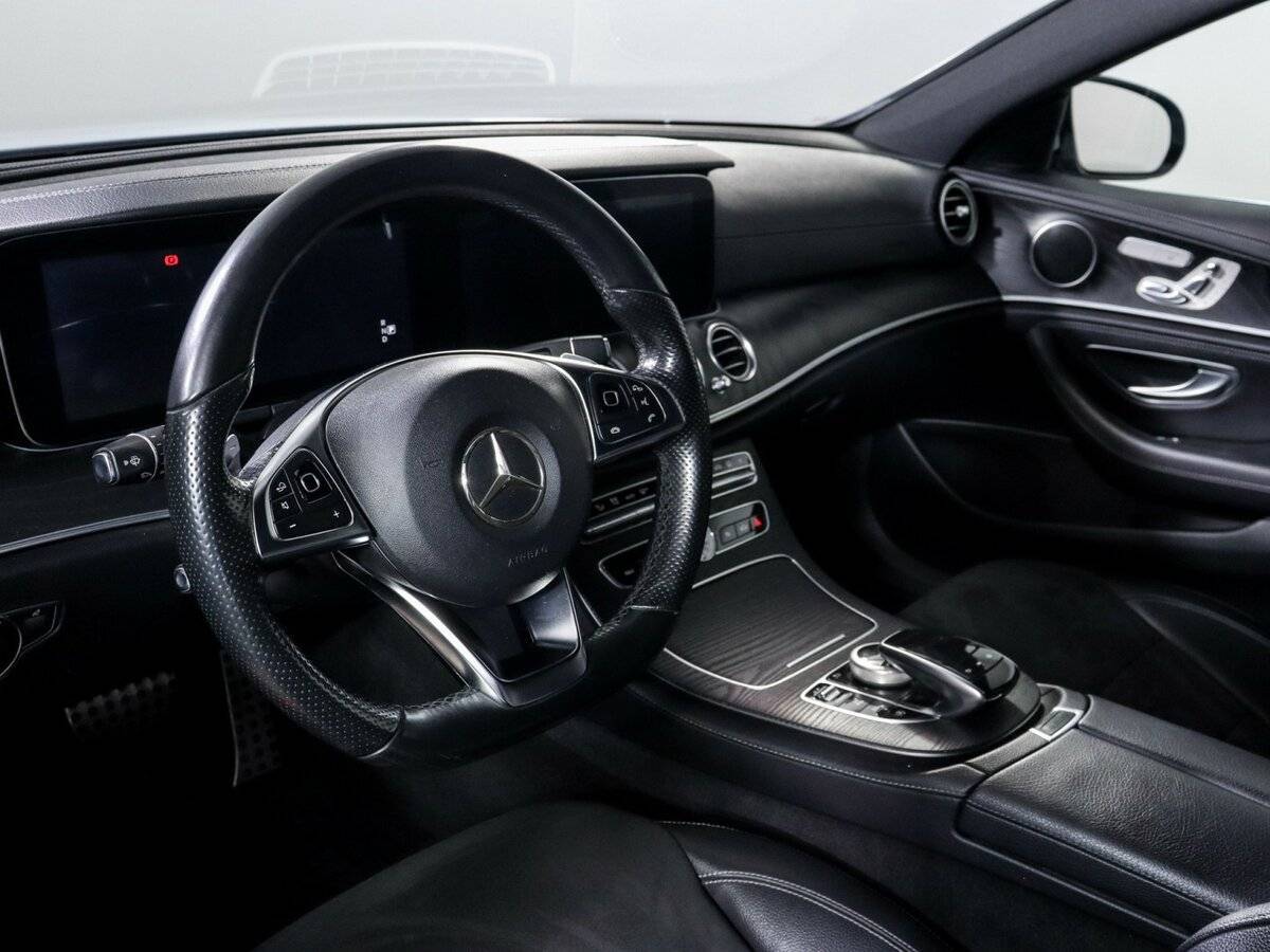 Mercedes-Benz E-Класс 2016 года с пробегом. Фото: #8