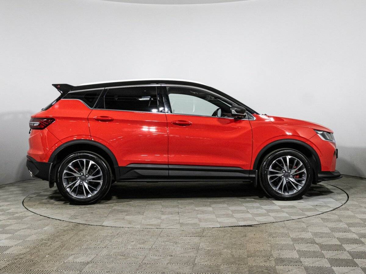 Geely Coolray 2021 года с пробегом. Фото: #3