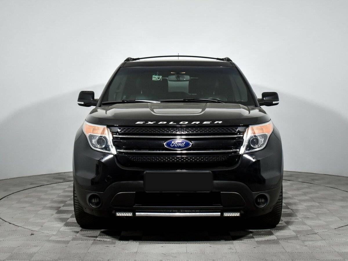 Ford Explorer 2014 года с пробегом. Фото: #1