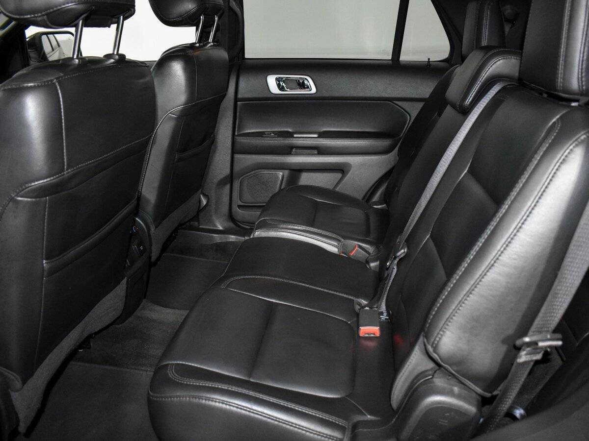 Ford Explorer 2014 года с пробегом. Фото: #11