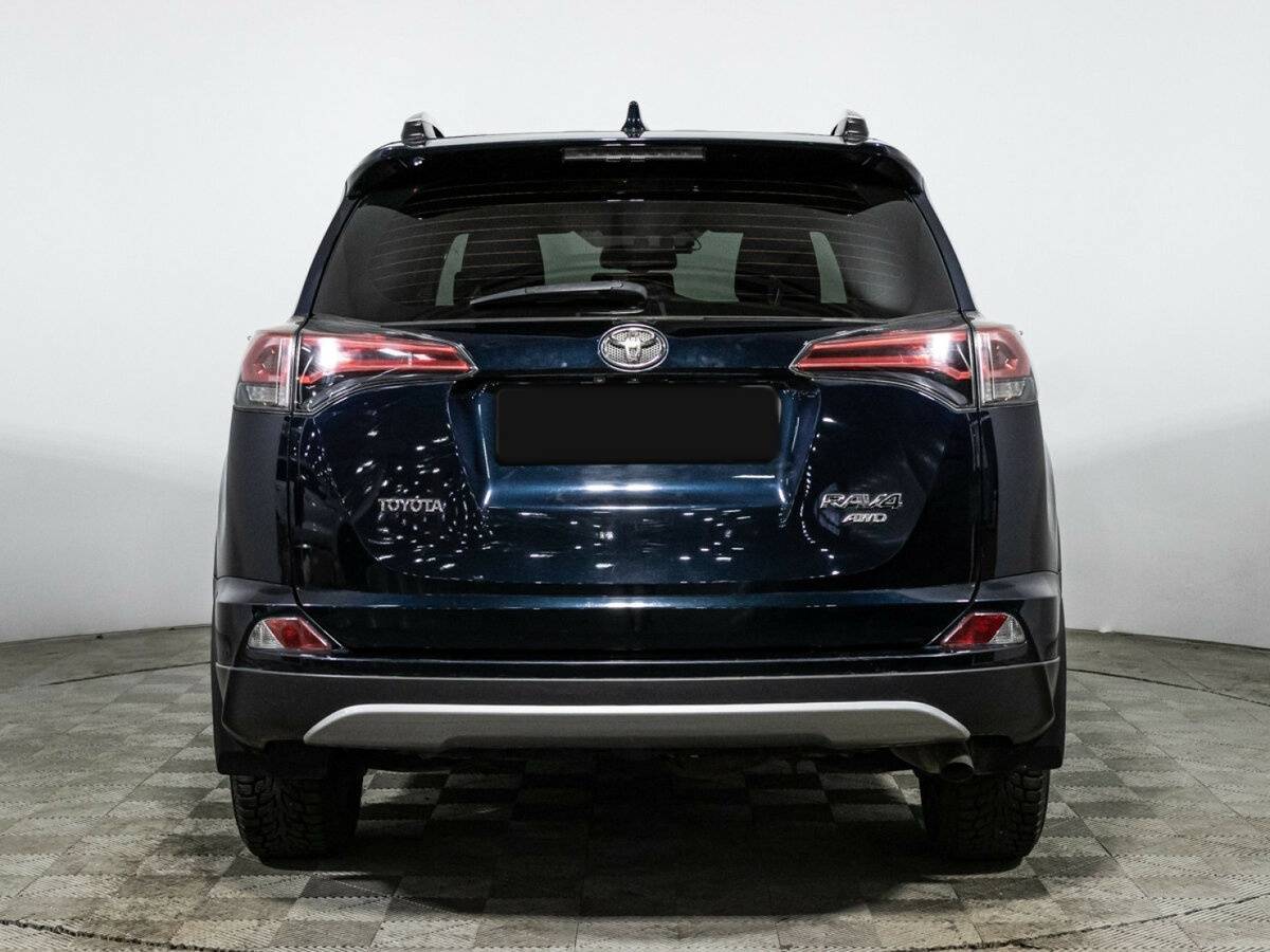 Toyota RAV4 2018 года с пробегом. Фото: #5