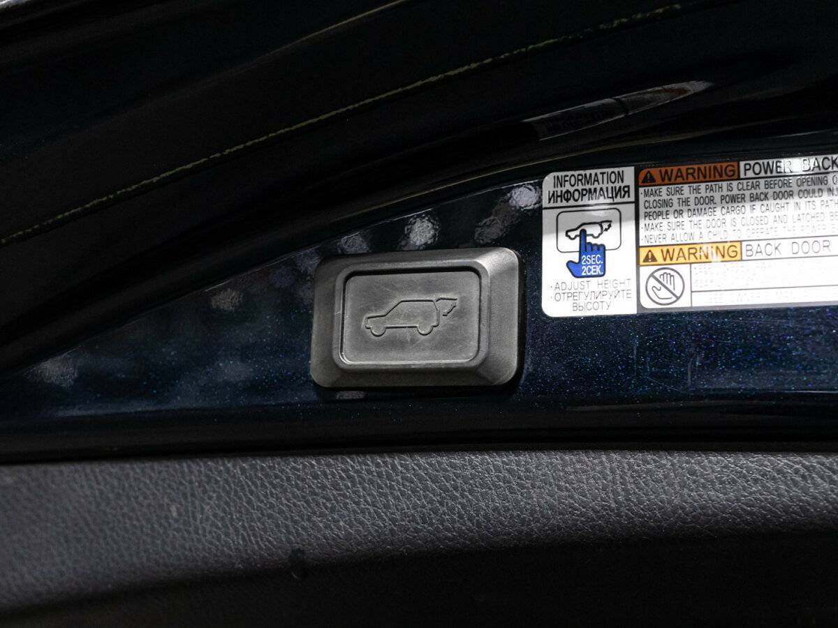 Toyota RAV4 2018 года с пробегом. Фото: #14