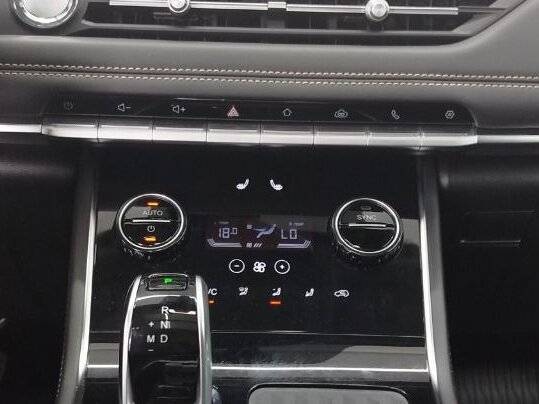 Chery Tiggo 8 2023 года с пробегом. Фото: #10