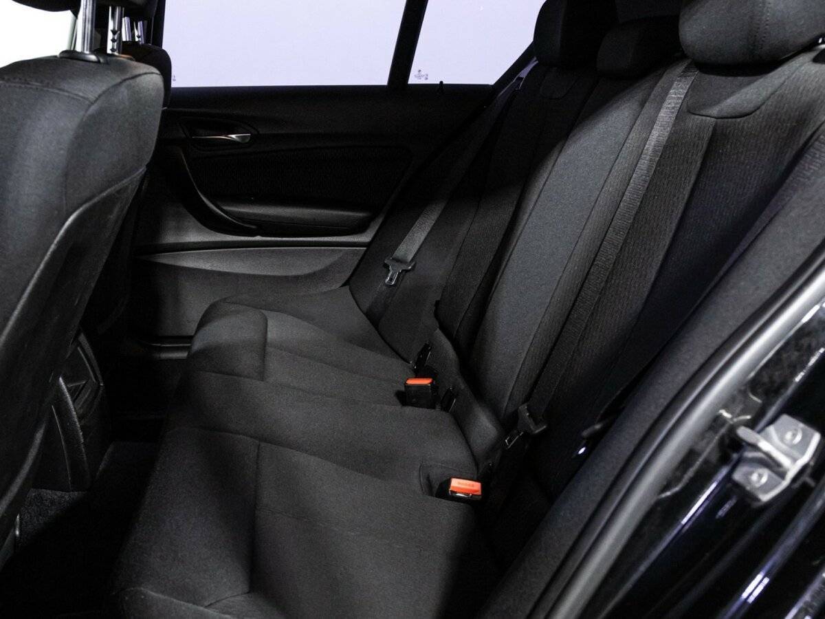 BMW 1 серии 2013 года с пробегом. Фото: #9