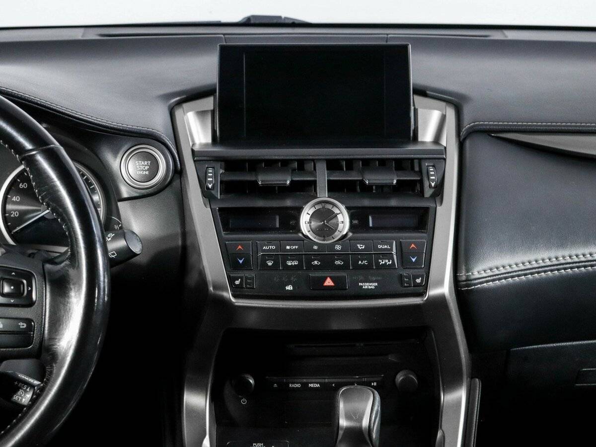 Lexus NX 2015 года с пробегом. Фото: #9