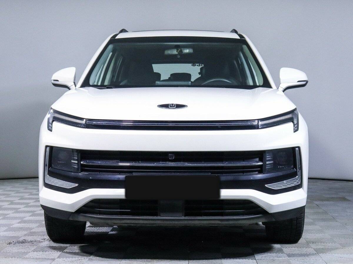 Москвич 3 2023 года с пробегом. Фото: #1