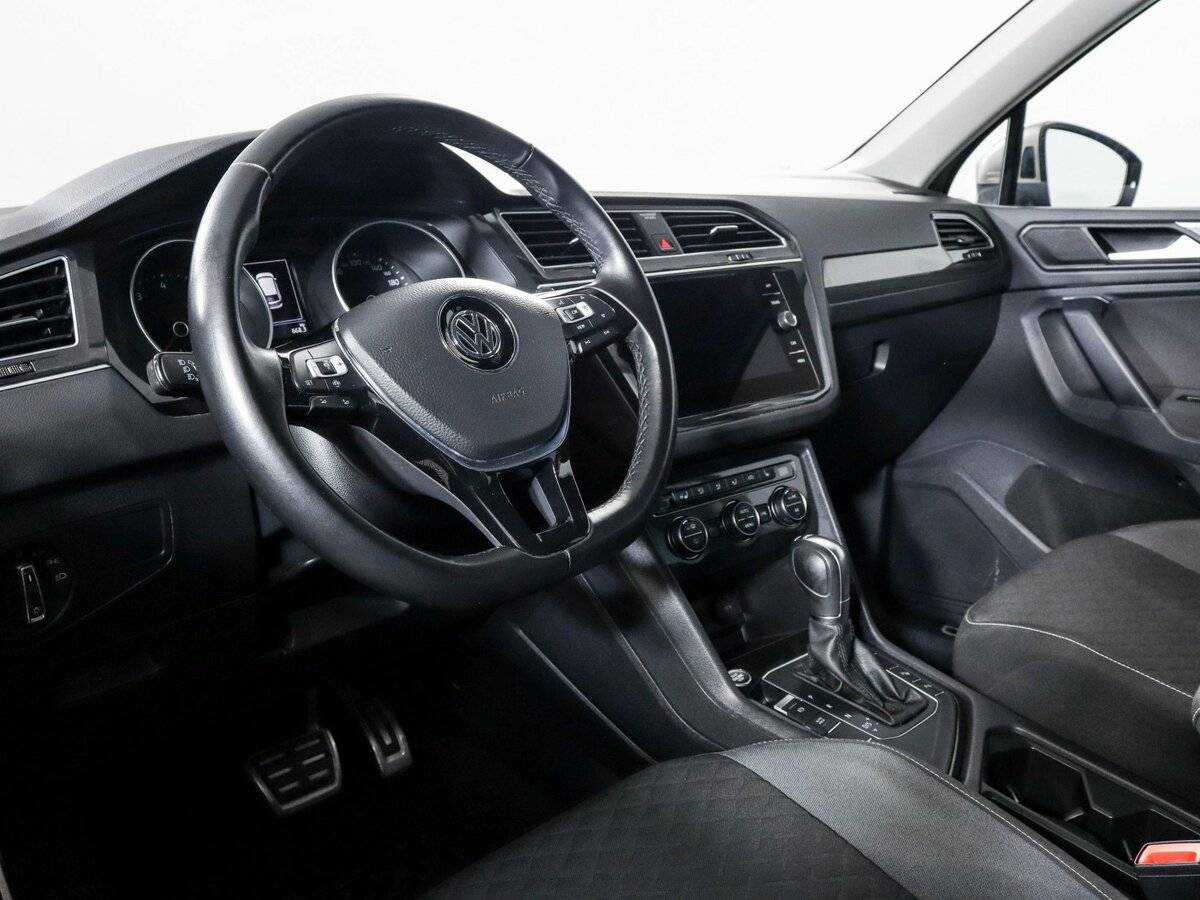 Volkswagen Tiguan 2018 года с пробегом. Фото: #10